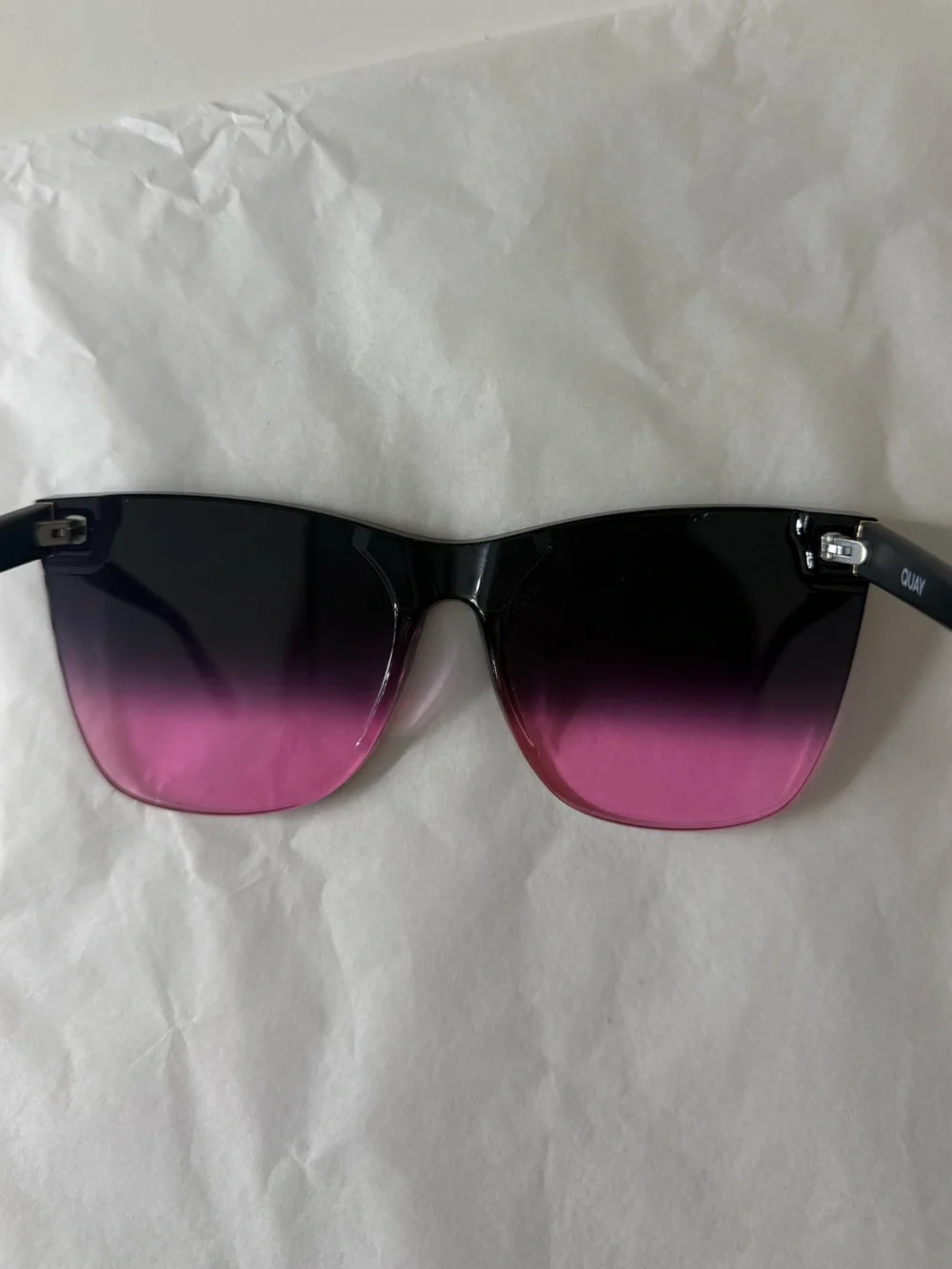QUAY Come Thru Sunglasses Matte Black Frame Black Pink Lens Oversized Shield